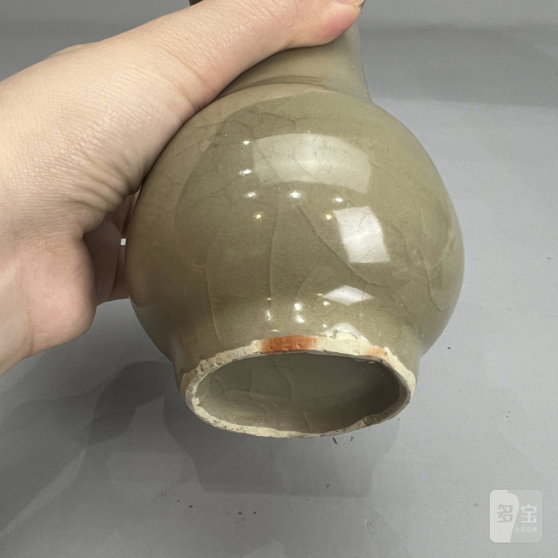 明代 龙泉窑米黄釉箸瓶 - 图12